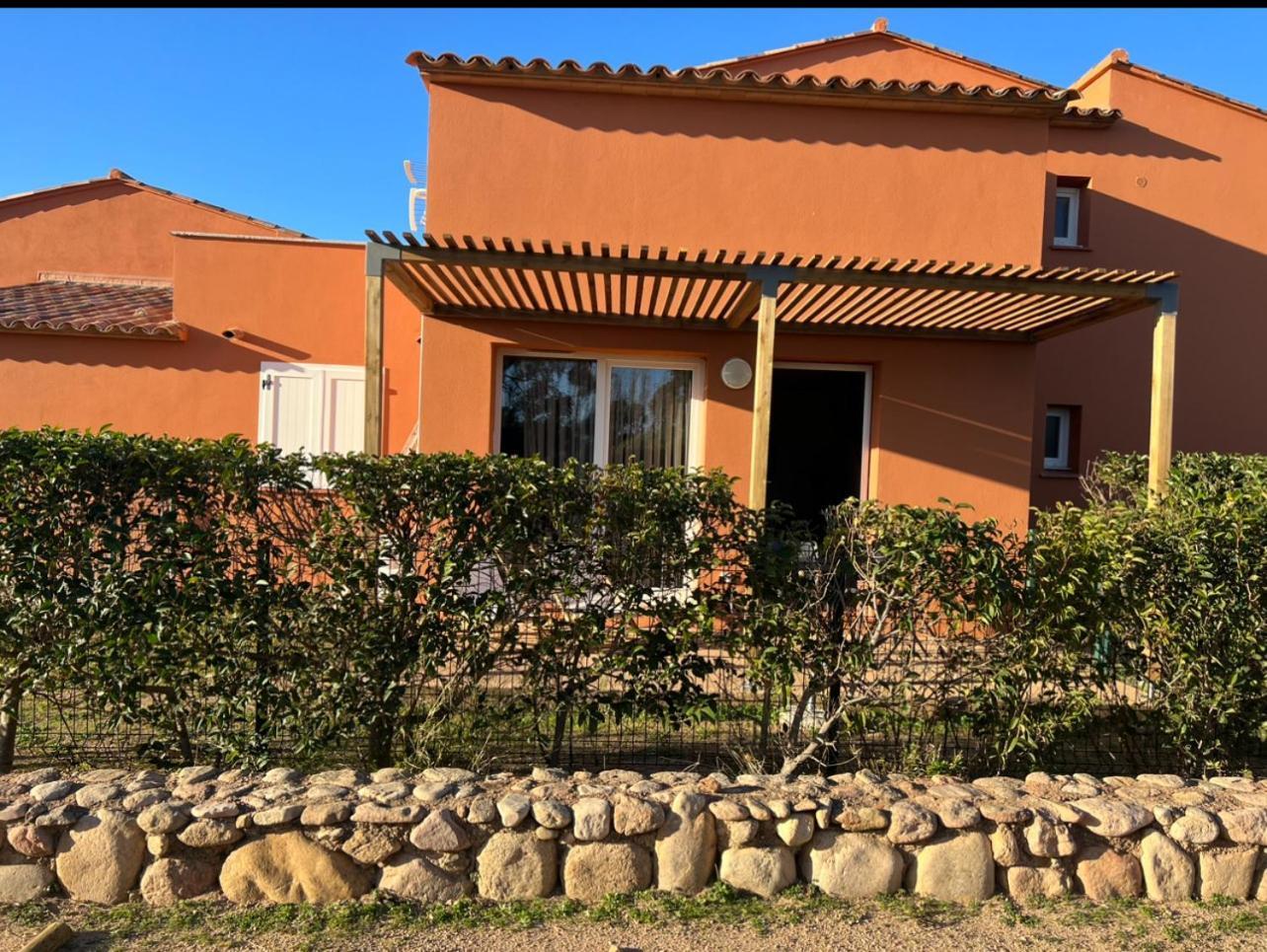 Residence Hoteliere Les Hameaux De Saint Cyprien Appartement 2 Chambres Lecci Extérieur photo