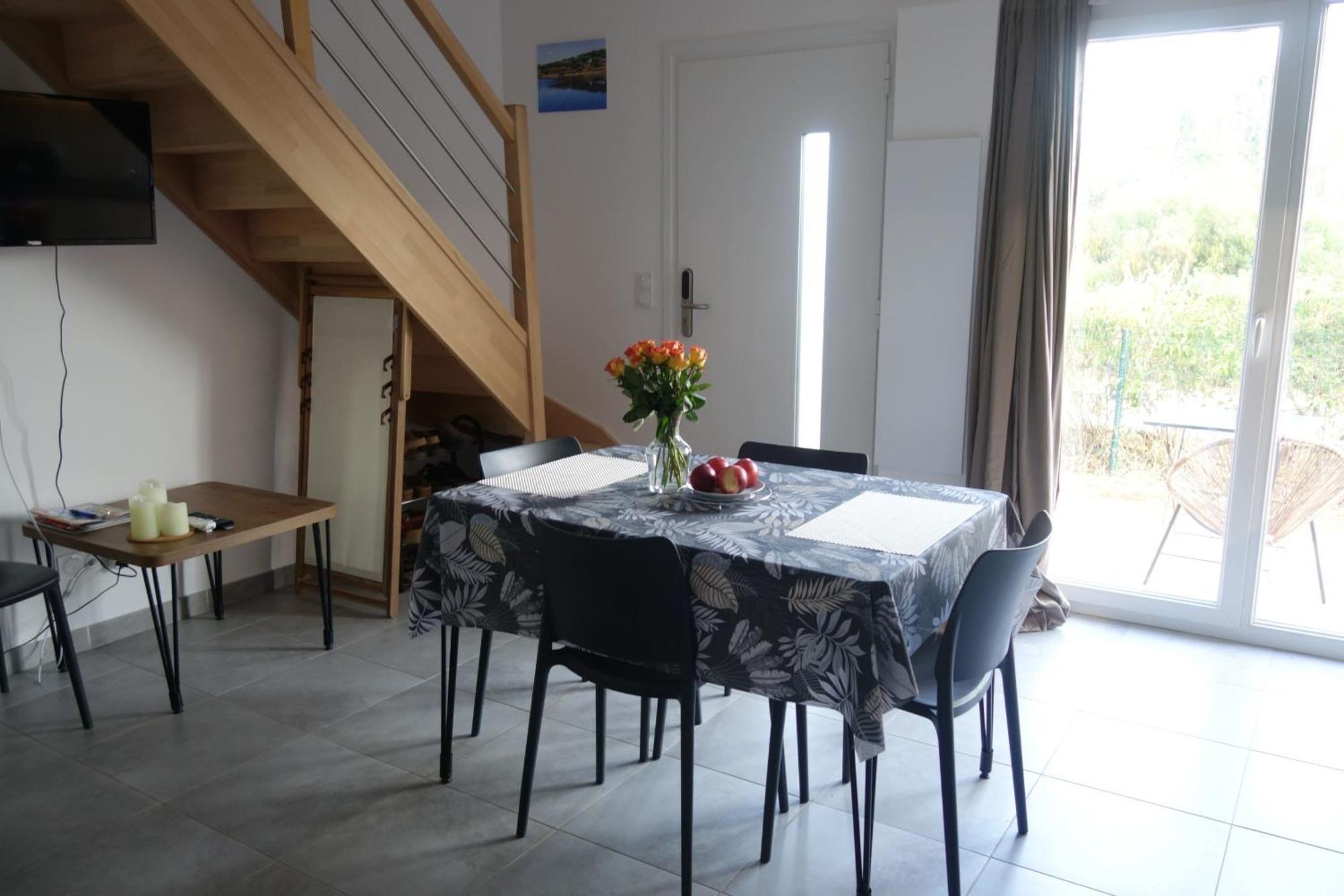 Residence Hoteliere Les Hameaux De Saint Cyprien Appartement 2 Chambres Lecci Extérieur photo