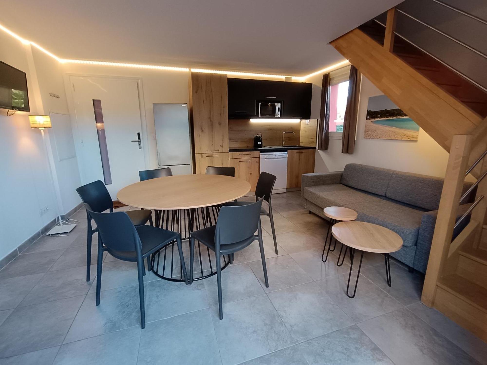 Residence Hoteliere Les Hameaux De Saint Cyprien Appartement 2 Chambres Lecci Extérieur photo