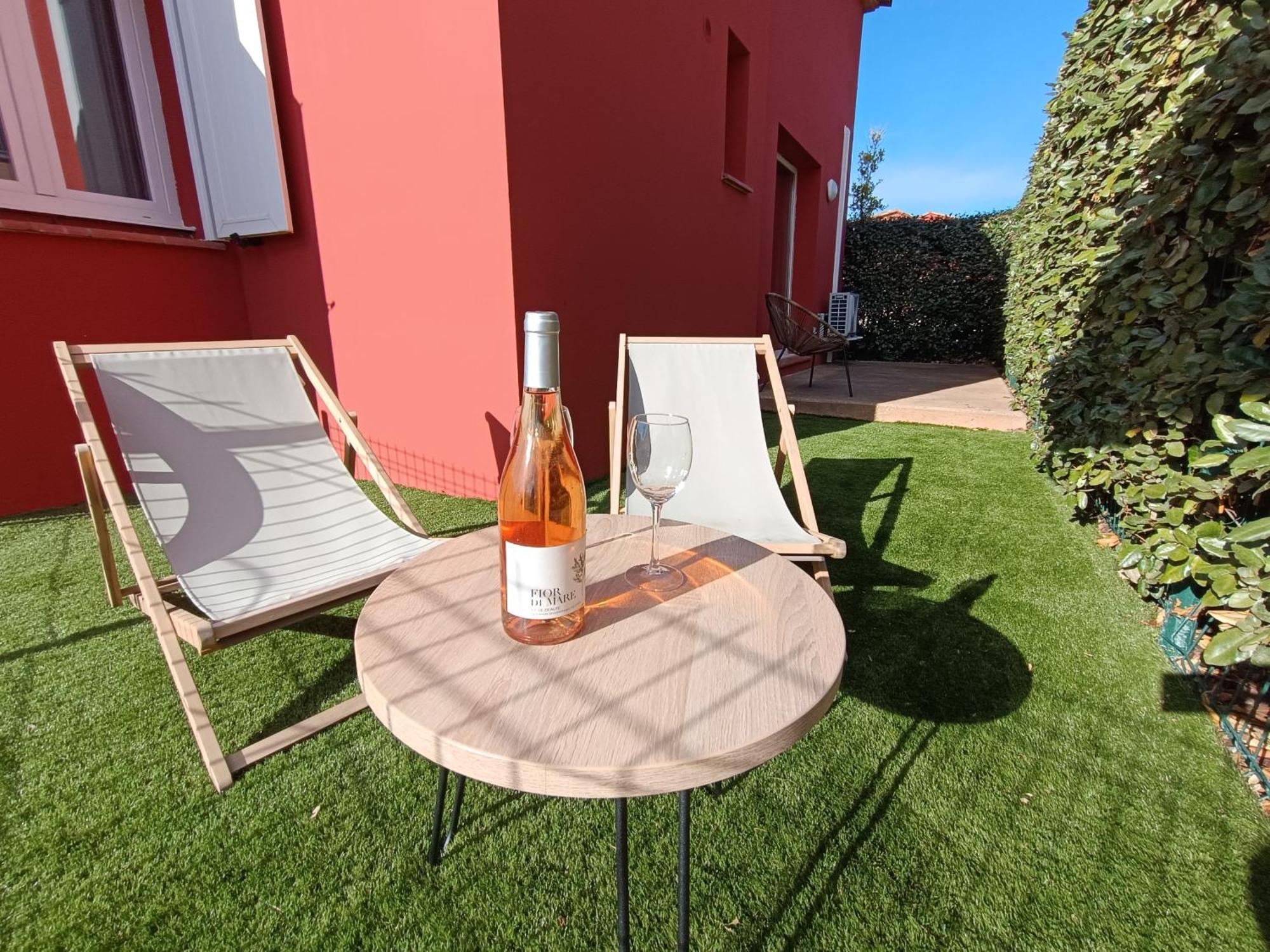 Residence Hoteliere Les Hameaux De Saint Cyprien Appartement 2 Chambres Lecci Extérieur photo