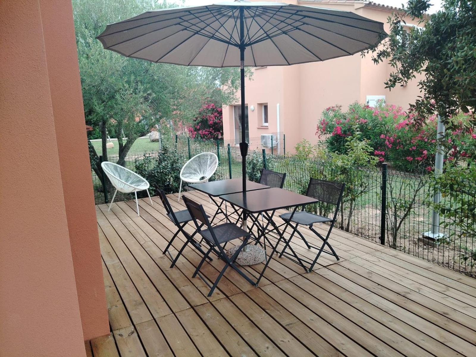 Residence Hoteliere Les Hameaux De Saint Cyprien Appartement 2 Chambres Lecci Extérieur photo