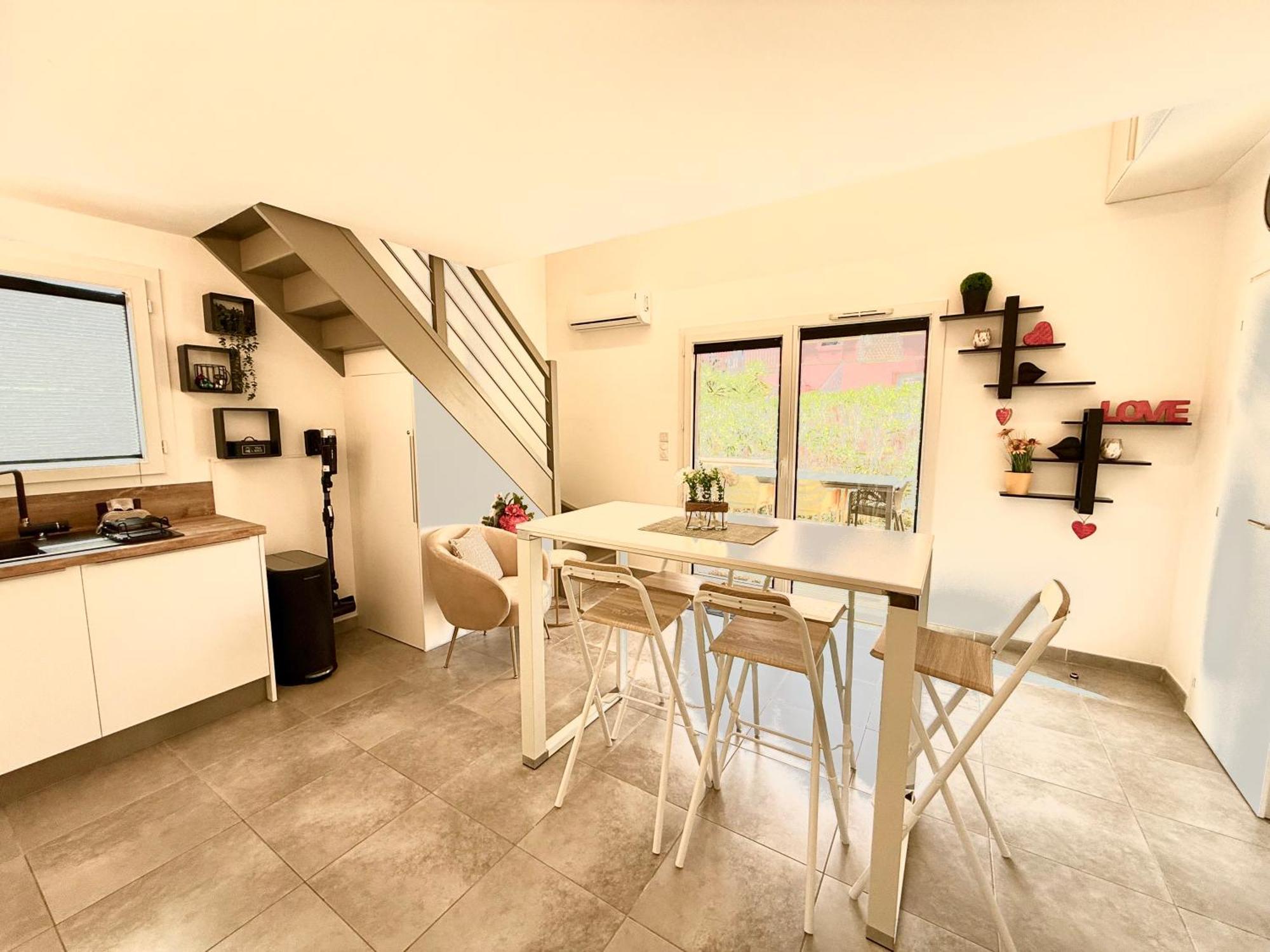 Residence Hoteliere Les Hameaux De Saint Cyprien Appartement 2 Chambres Lecci Extérieur photo